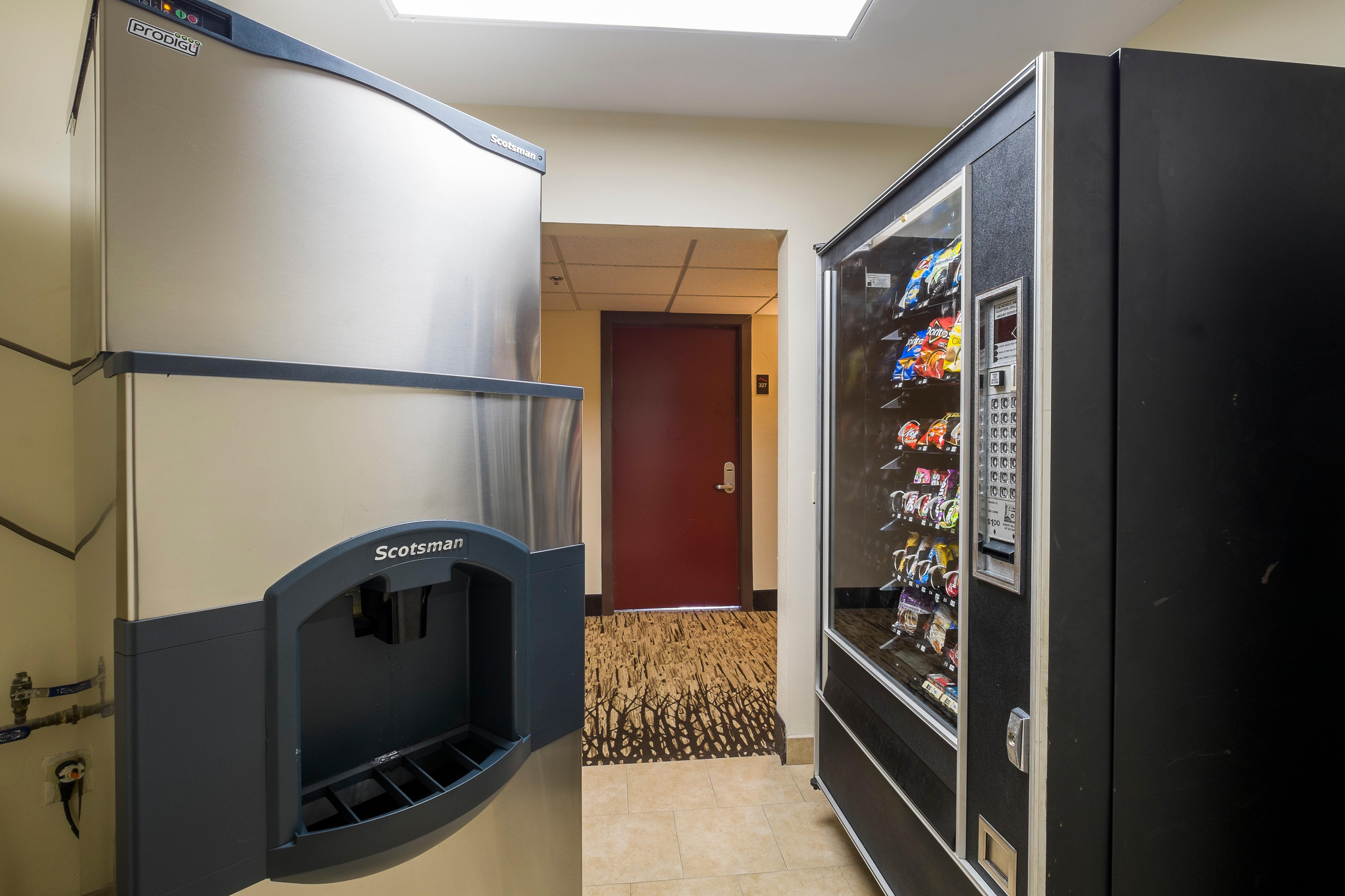 Red Roof Inn Plus+ Houston - Energy Corridor Exterior photo