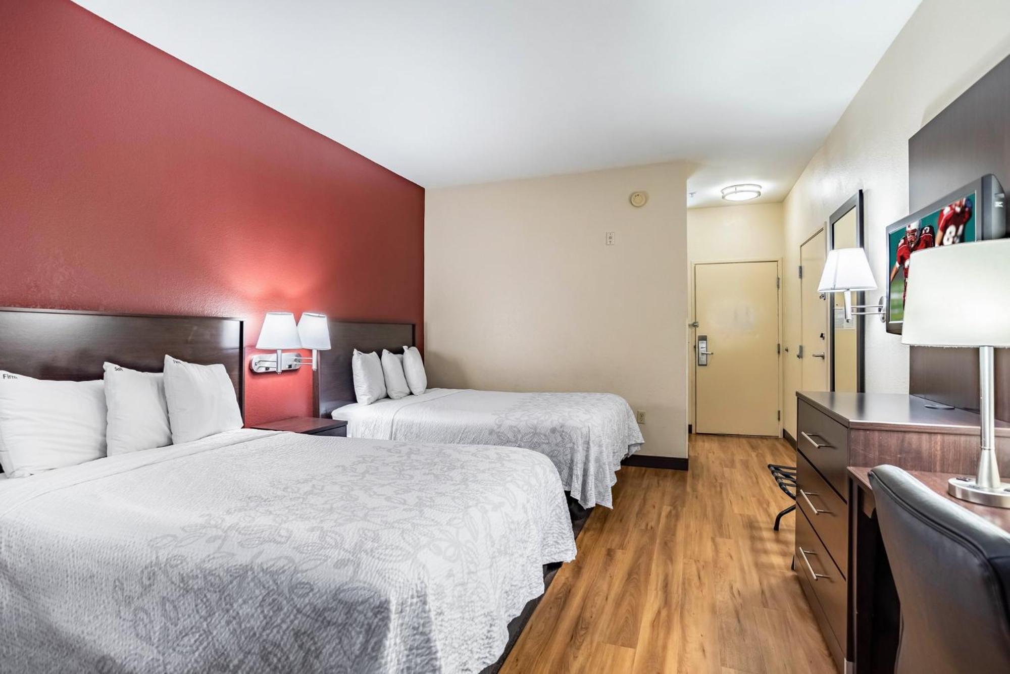 Red Roof Inn Plus+ Houston - Energy Corridor Exterior photo